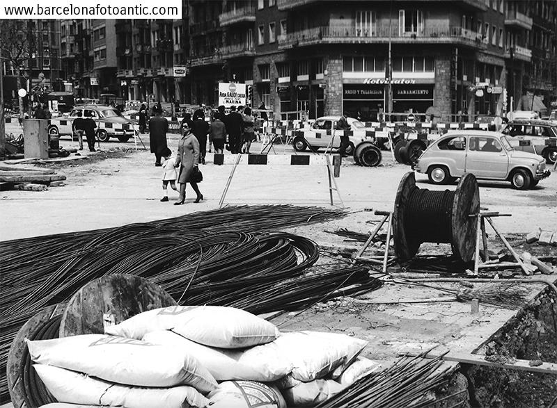 Avinguda Gaudí amb carrer Marina a Barcelona