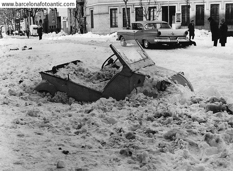 Snow-covered Biscuter.Barcelona Christmas Day 1962